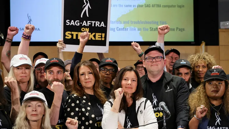 SAG-AFTRA members ratify a three-year contract with studios. Plus, actors promote work post-strike, studios license content, and streamers bundle services.
